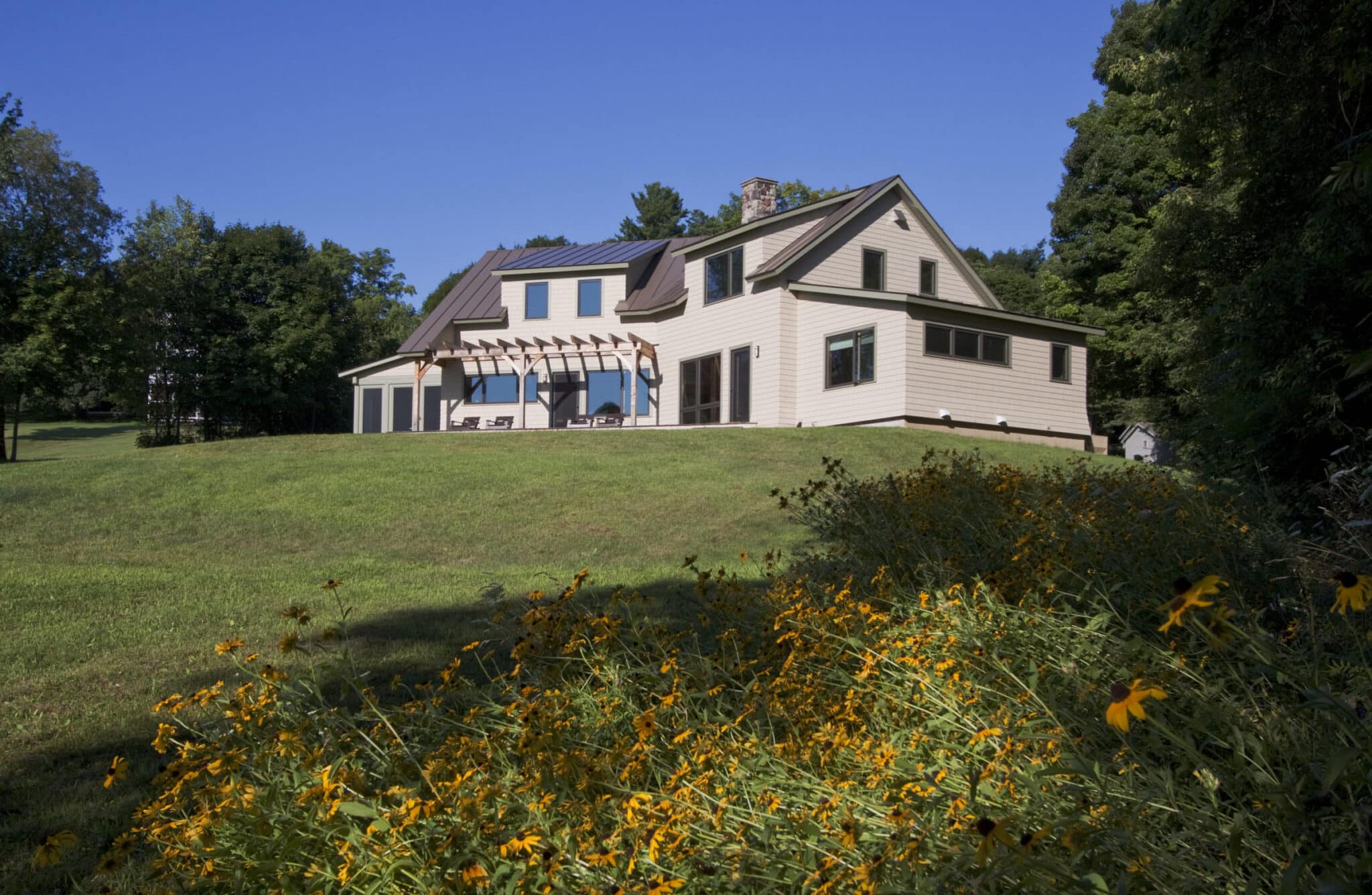 In-House Rights granted to Joan Heaton Architects for use in brochures, project sheets, presentations, ads, web sites and AIA competitions.  Editorial use refers back to photographer.  Photo credit: Gary Hall Photographer or Gary R. Hall.