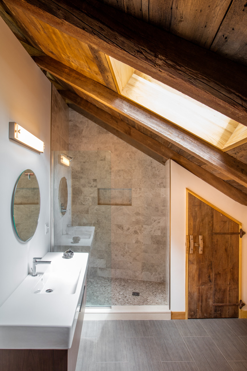 JoanHeatonArchitects_AddisonCarriageBarn_Bathroom