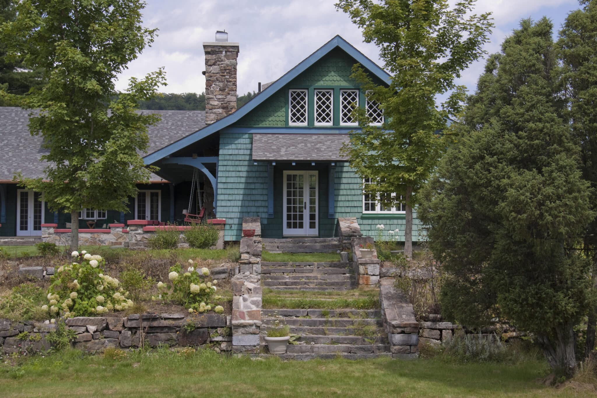 In-House Rights granted to Joan Heaton Architects for use in brochures, project sheets, presentations, ads, web sites and AIA competitions.  Editorial use refers back to photographer.  Photo credit: Gary Hall Photographer or Gary R. Hall.