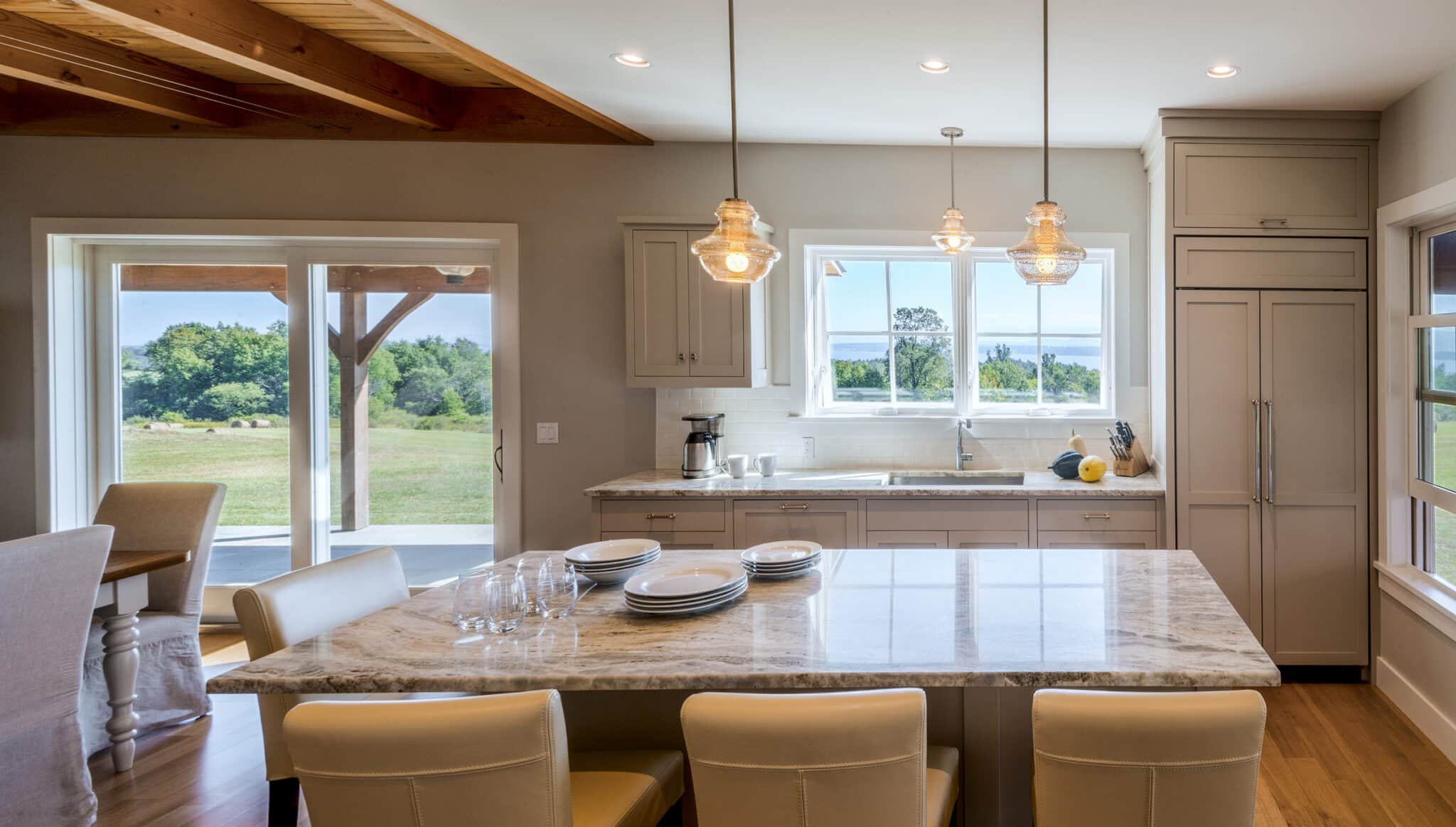 For in-house promotional use in materials produced by Joan Heaton Architects such as websites and ads.  Editorial usage requires photo credit: Gary Hall.  Third party users to be referred back to photographers.
