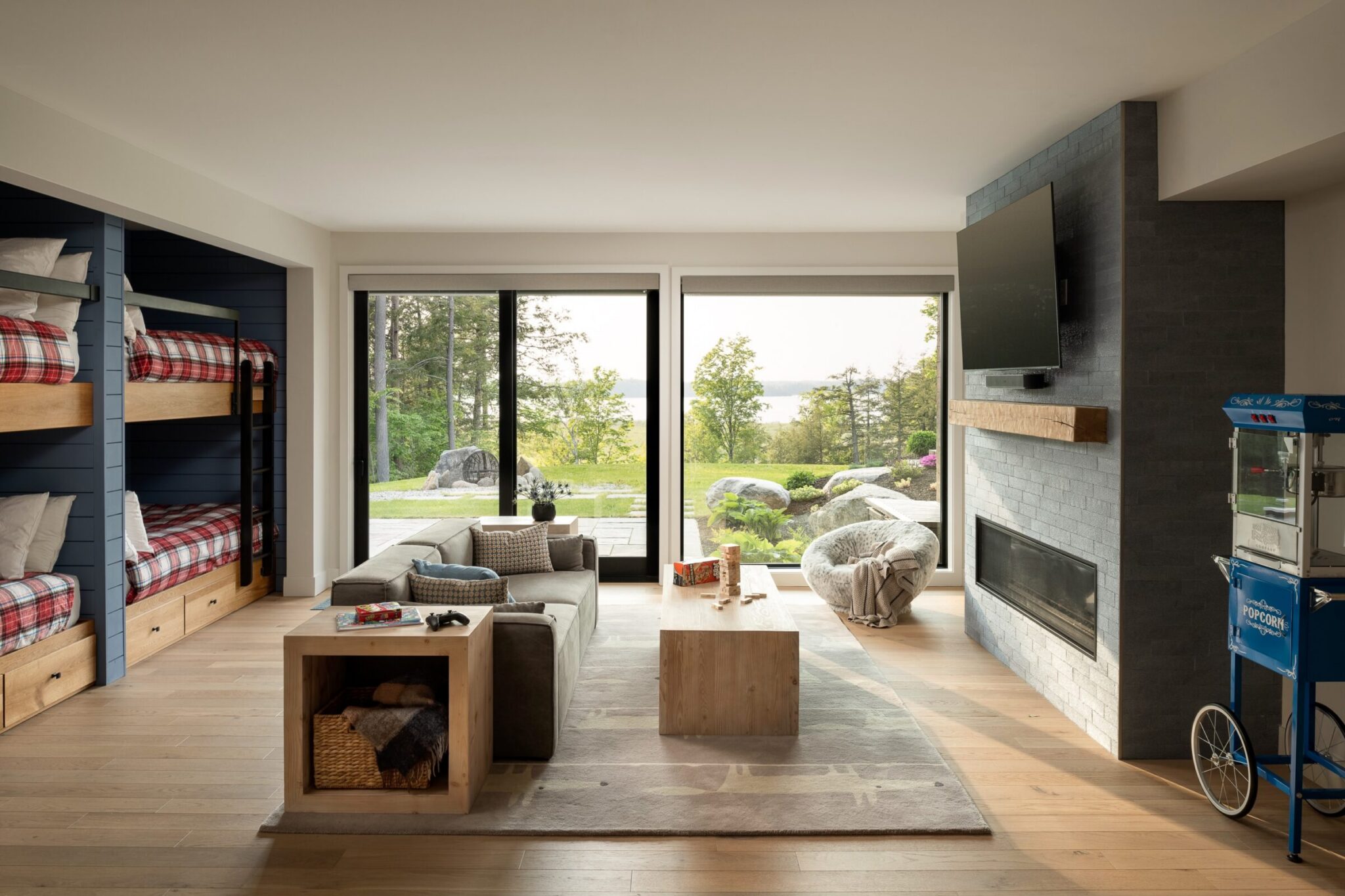 JoanHeatonArchitects_Shelburne-Pond-Home_Bunk-Room