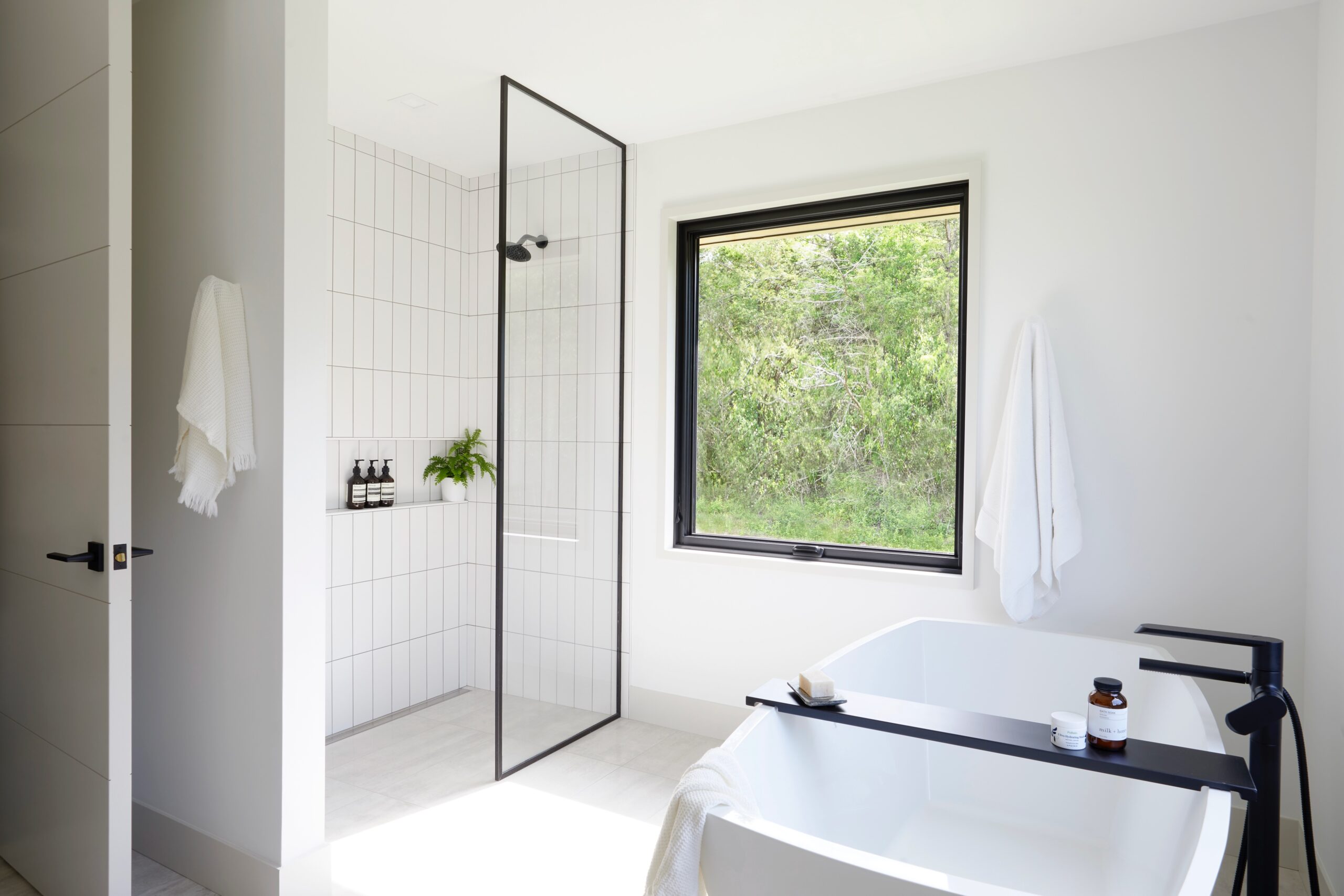 JoanHeatonArchitects_MountainViewHome_Bathroom