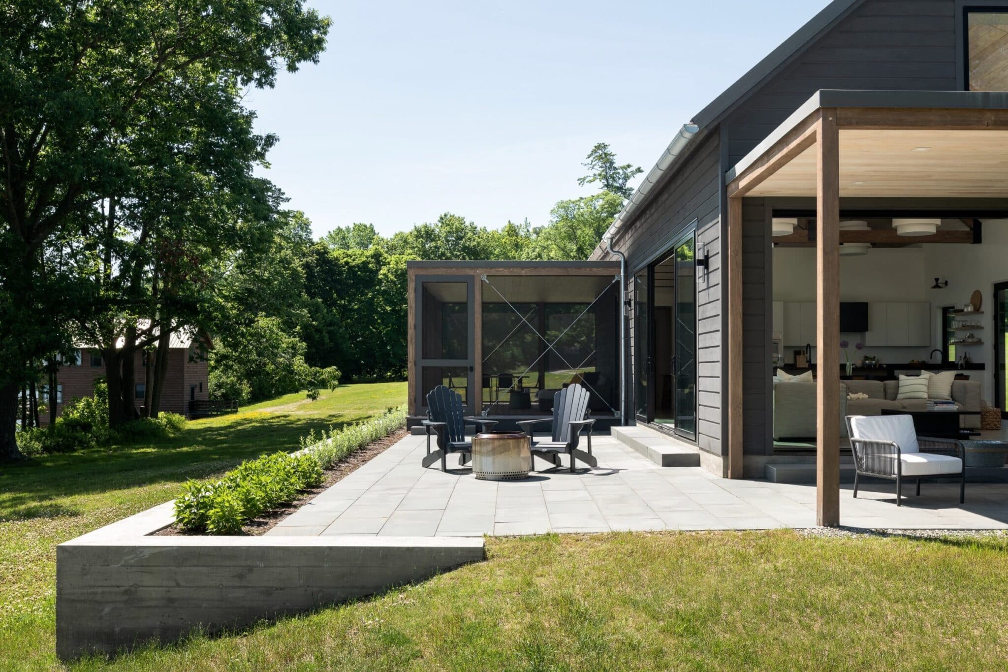 JoanHeatonArchitects_Lakeside-Pavilion_Patio-Screen-Porch_Outdoor-Living