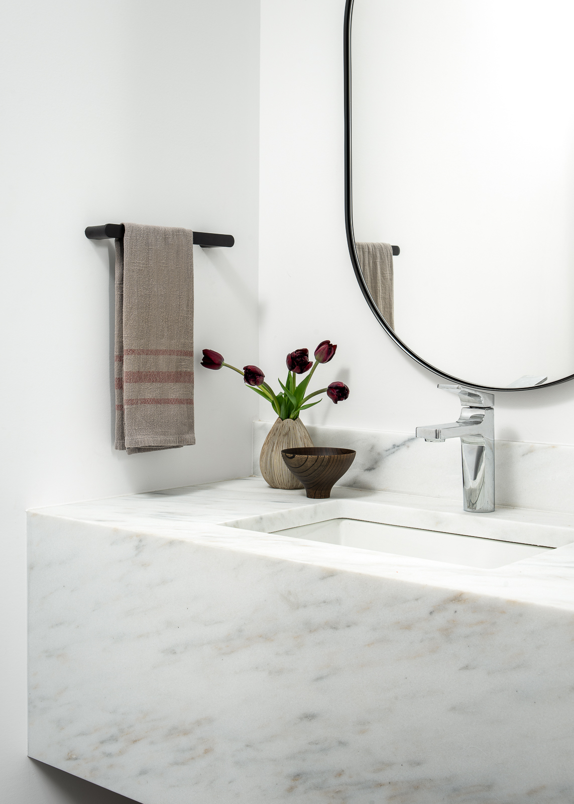 JoanHeatonArchitects_Hillside-Home_Powder-Room_Marble-Countertop