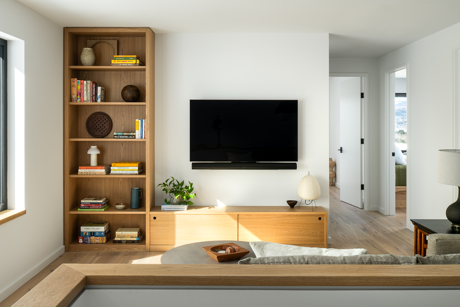 JoanHeatonArchitects_Hillside-Home_TV-Room