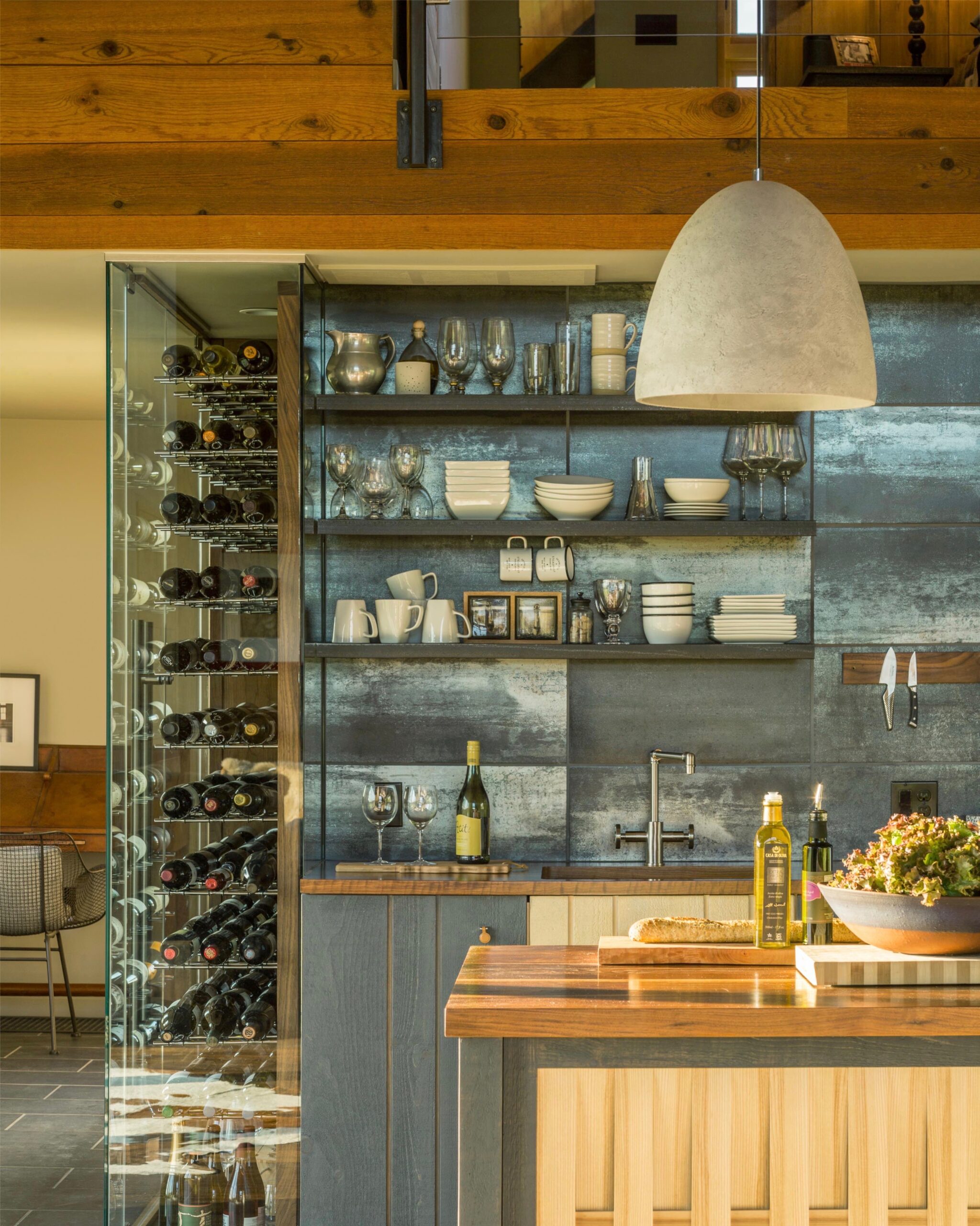 JoanHeatonArchitects_VermontModernBarn_Kitchen-OpenShelves